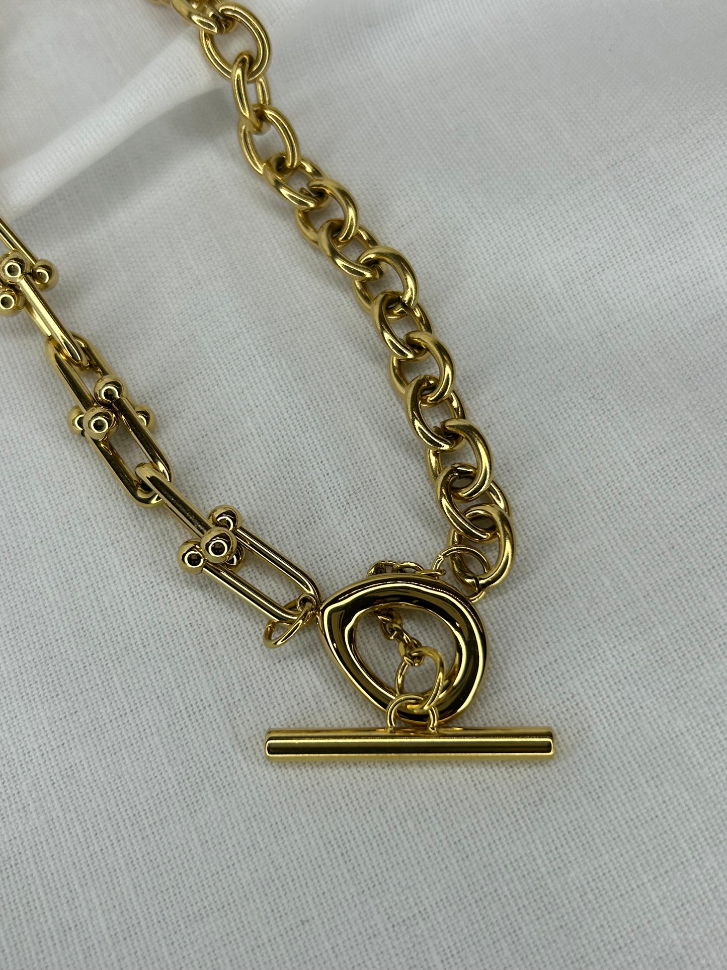 T Bar & Chain Necklace