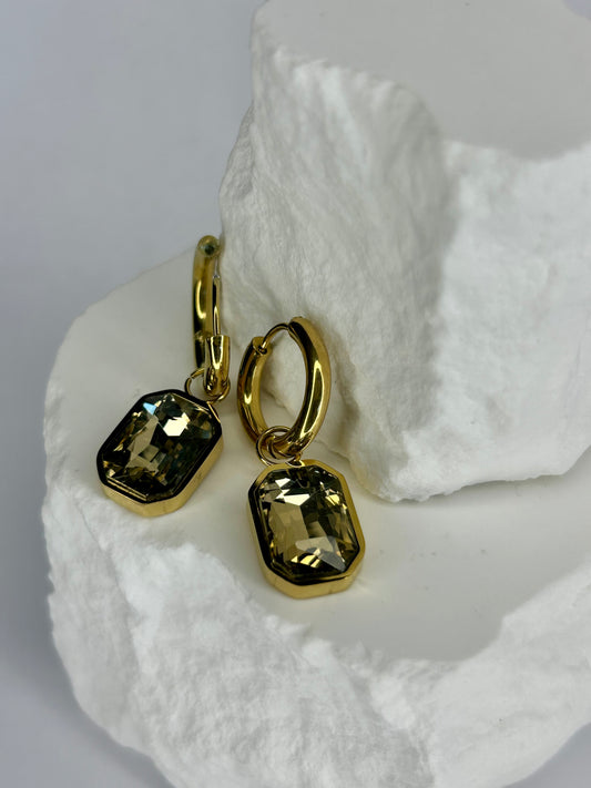 Smoke Drop CZ Huggie