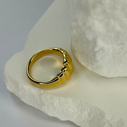 Essential Bubble Gradient Ring