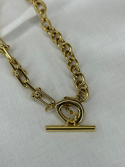T Bar & Chain Necklace