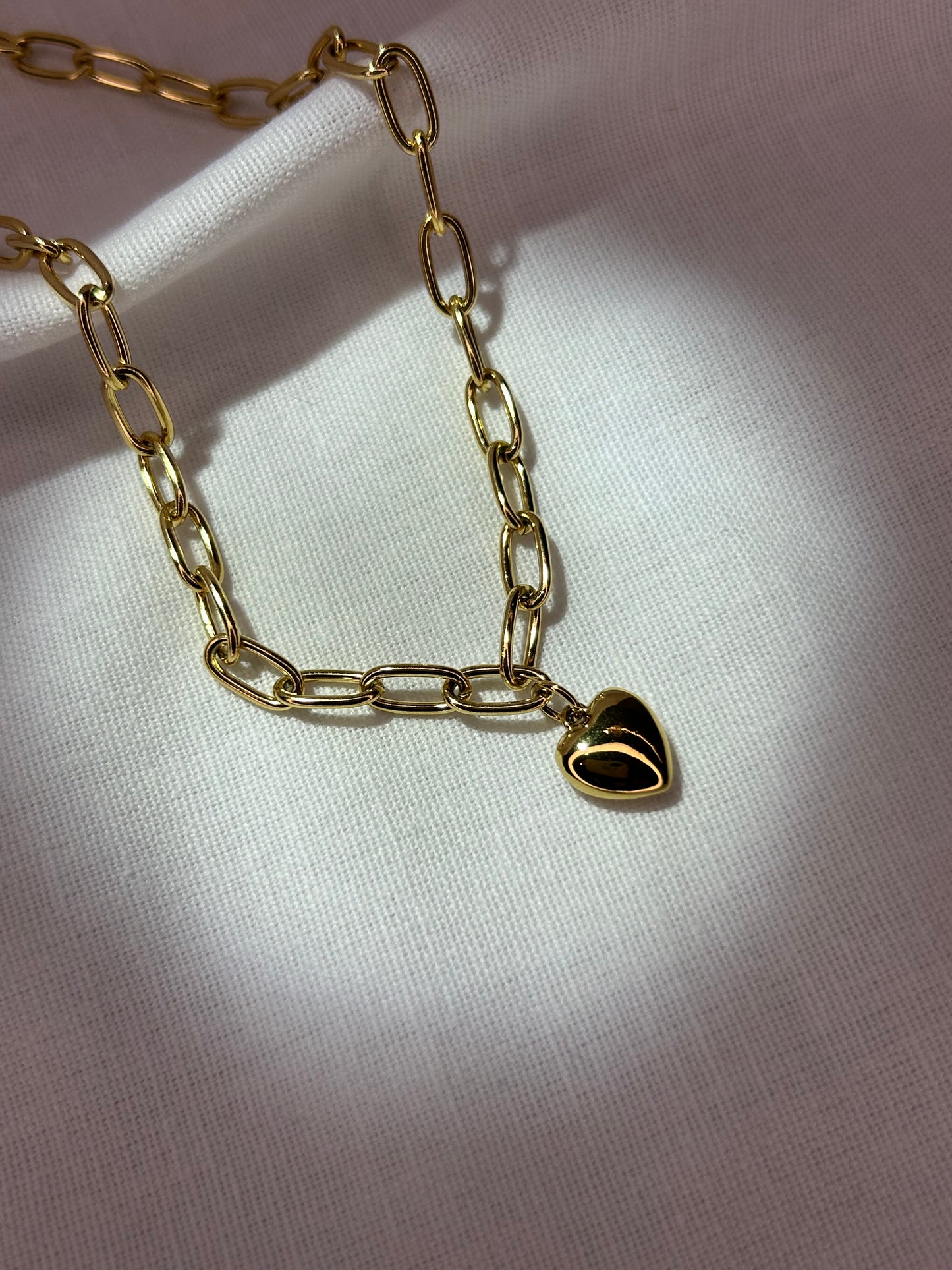 Endura Paper Clip Chain & Heart Necklace
