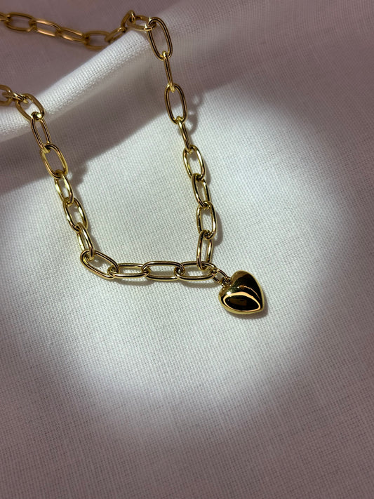 Endura Paper Clip Chain & Heart Necklace