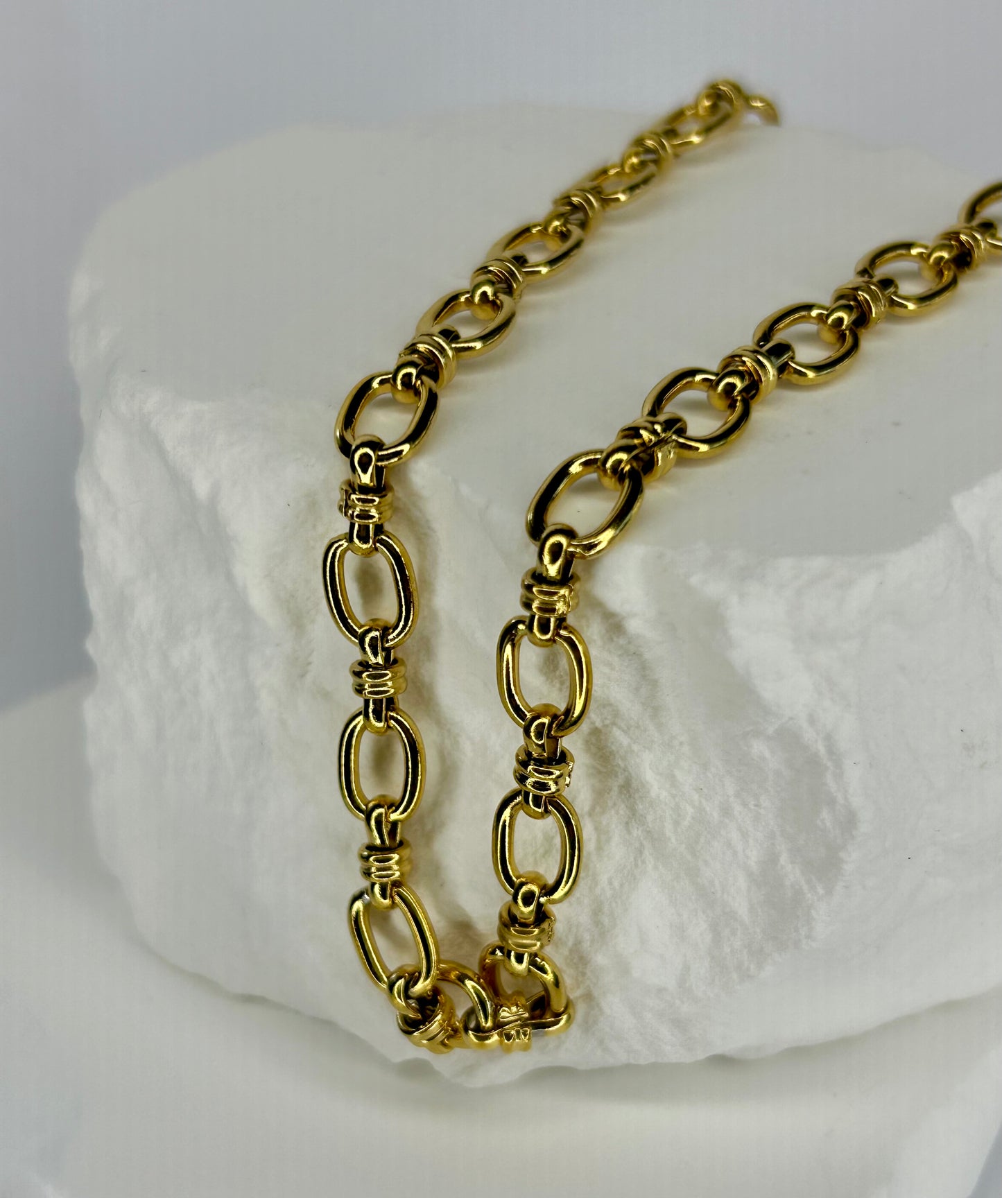 Lock & Knot Chain Necklace