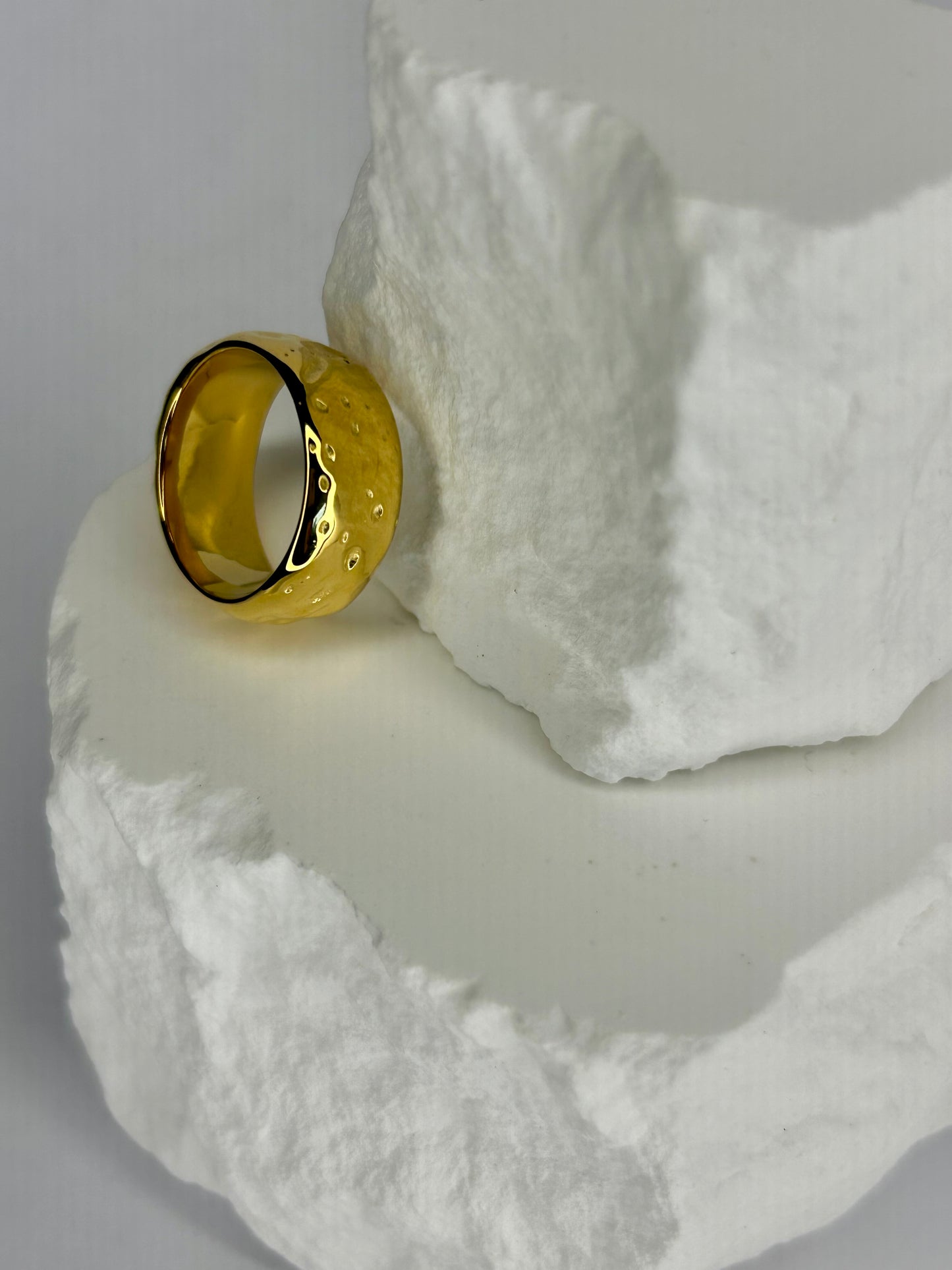 Dapple Ring