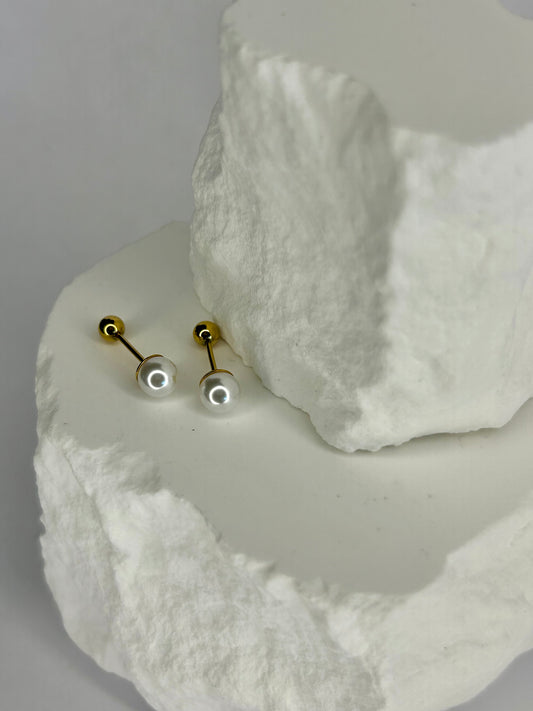 Pearl Stud