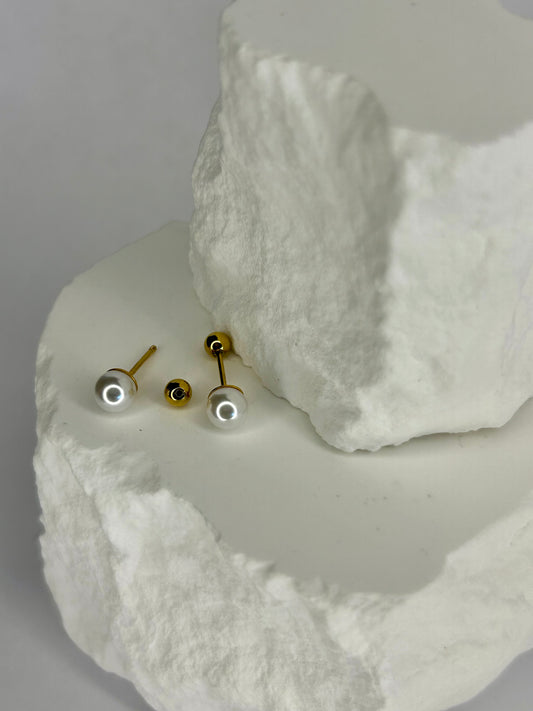Pearl Stud