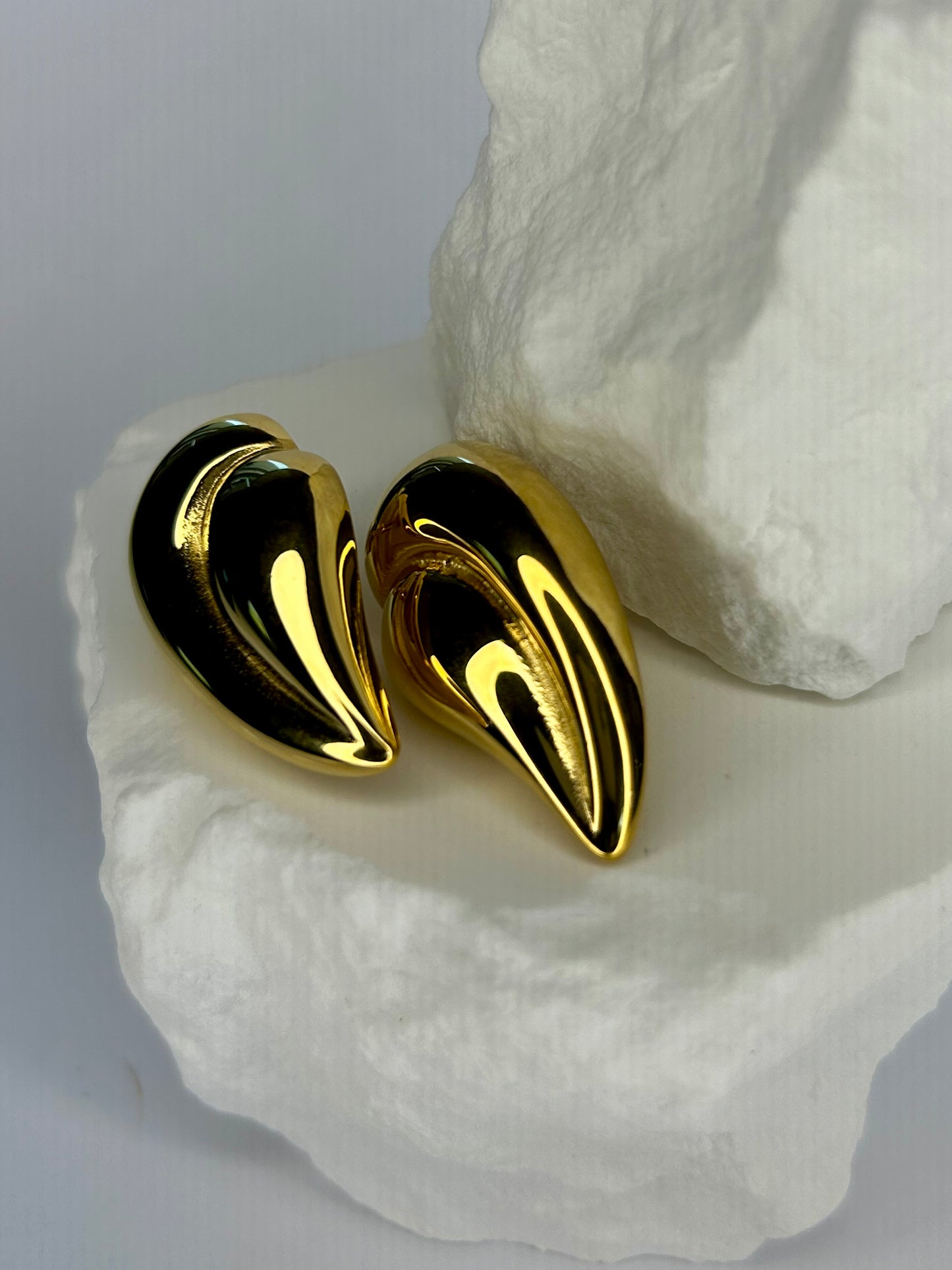 Dome Wing Earring