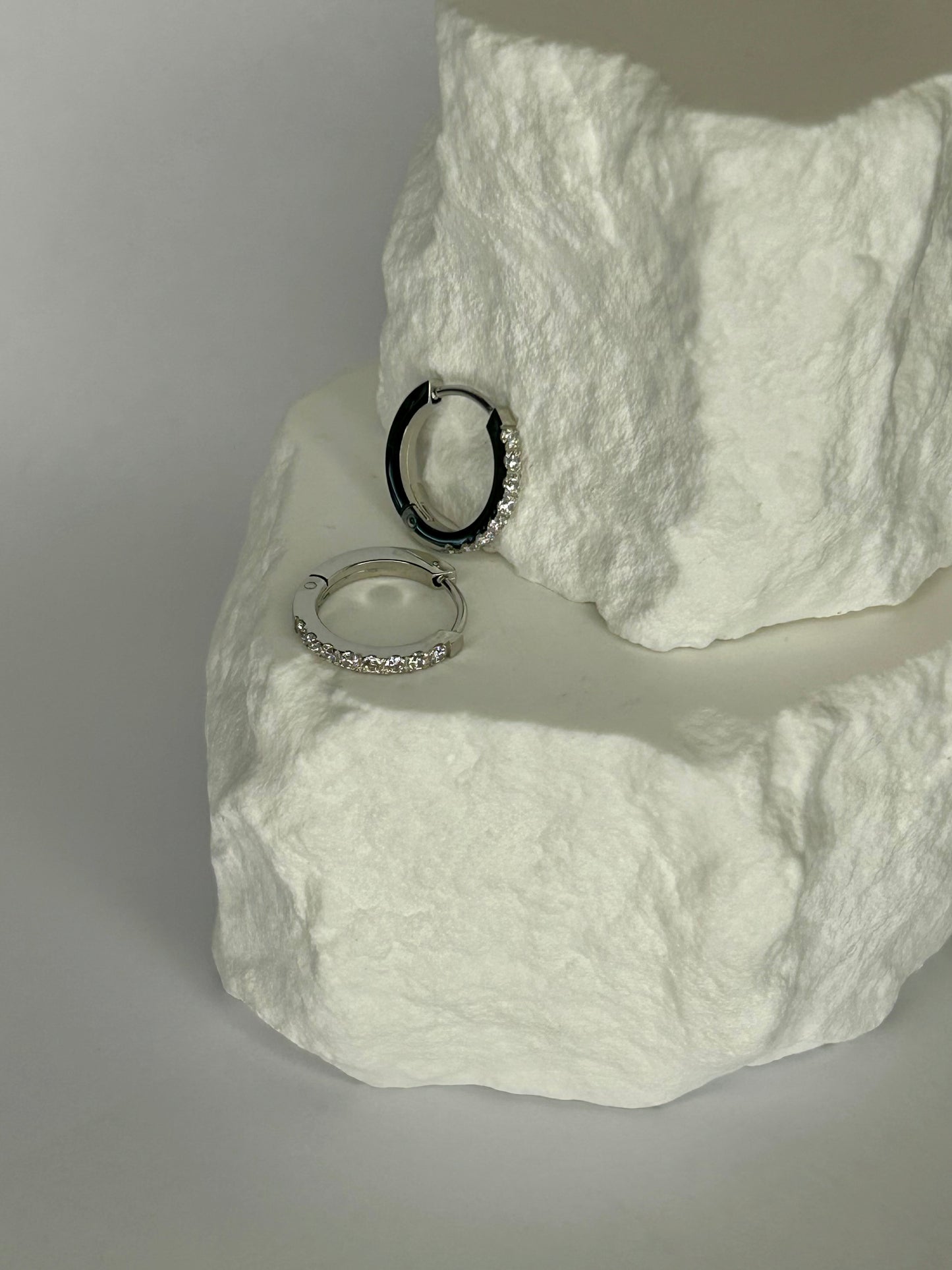 Endura Silver CZ Huggie Hoop 15mm