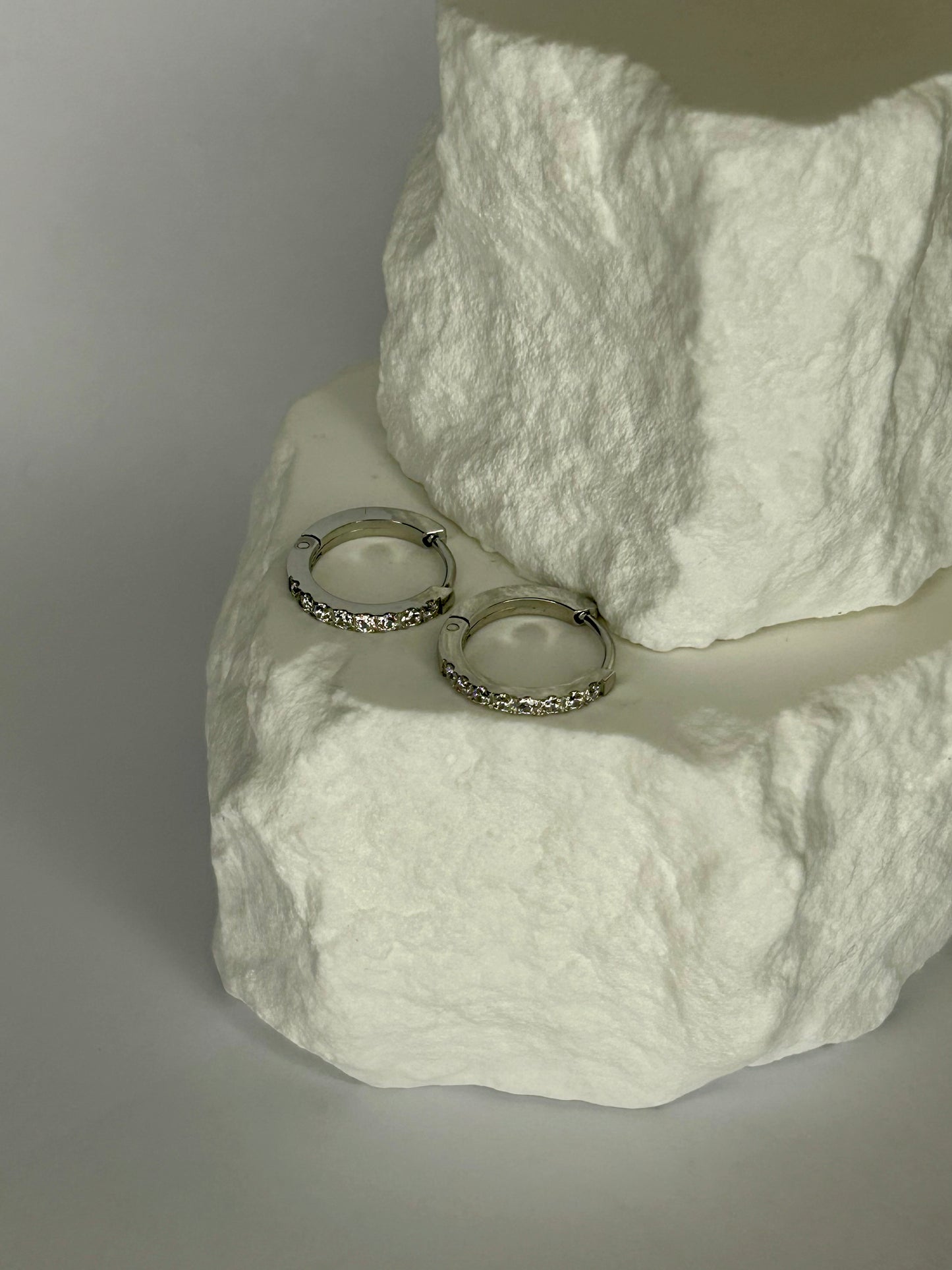 Endura Silver CZ Huggie Hoop 15mm